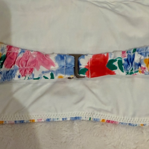 New! Frankie’s Bikinis Rosabella Bandeau Bikini Top Painted Petals 31544 - Picture 8 of 10